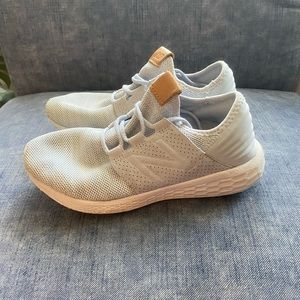 New Balance tennis shoes